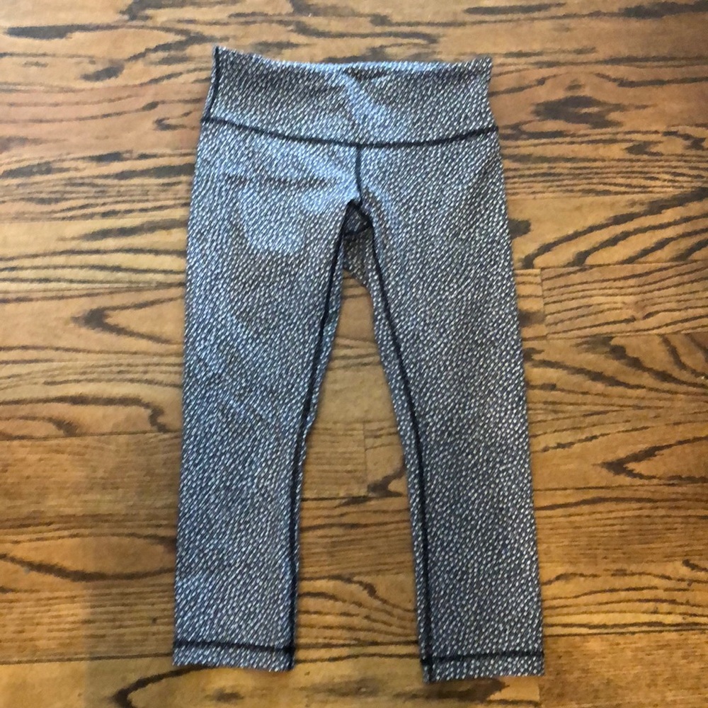 Lululemon capris